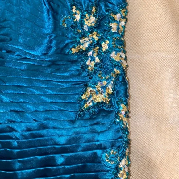 Terani Couture Cocktail Dress - Picture 7 of 7